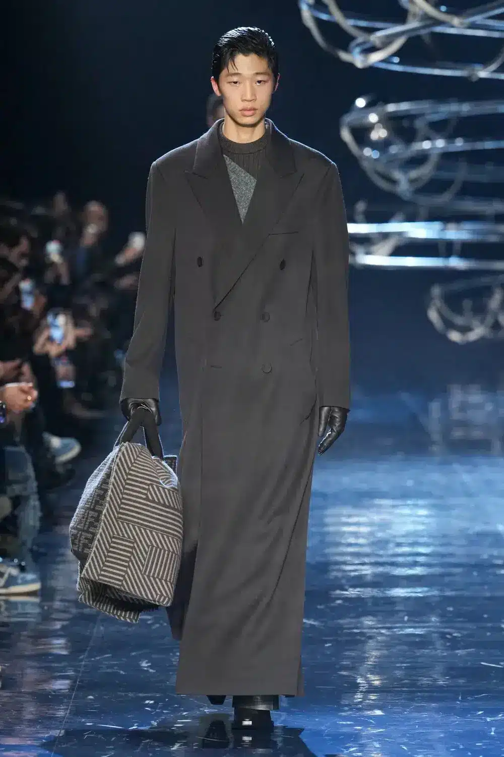 Fendi sfilata collezione FW23
