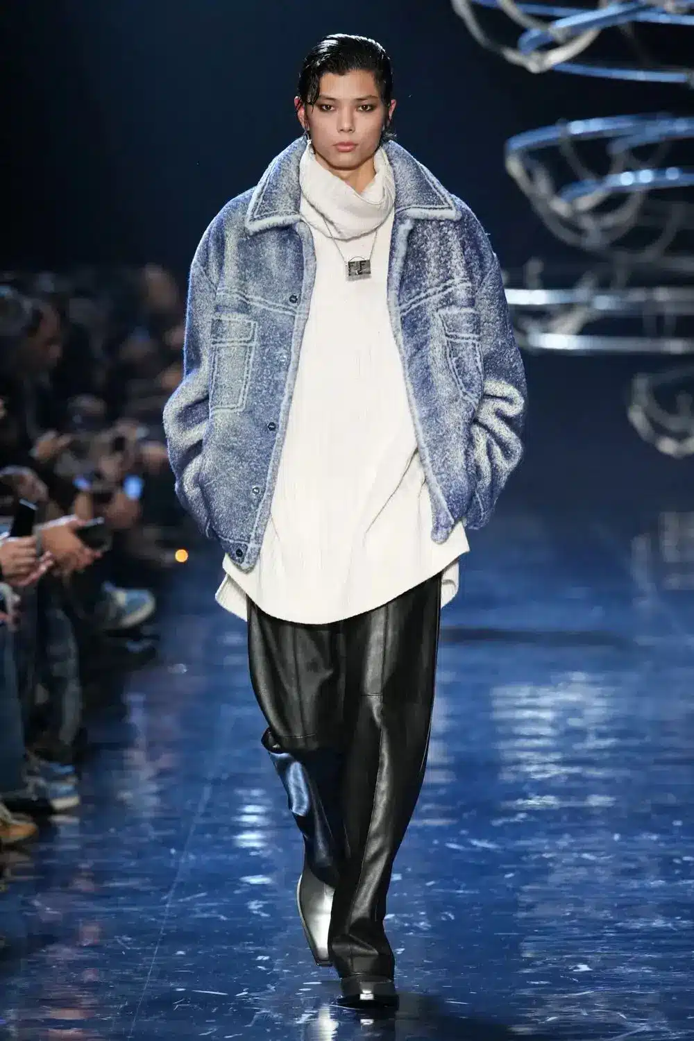 Fendi sfilata collezione FW23