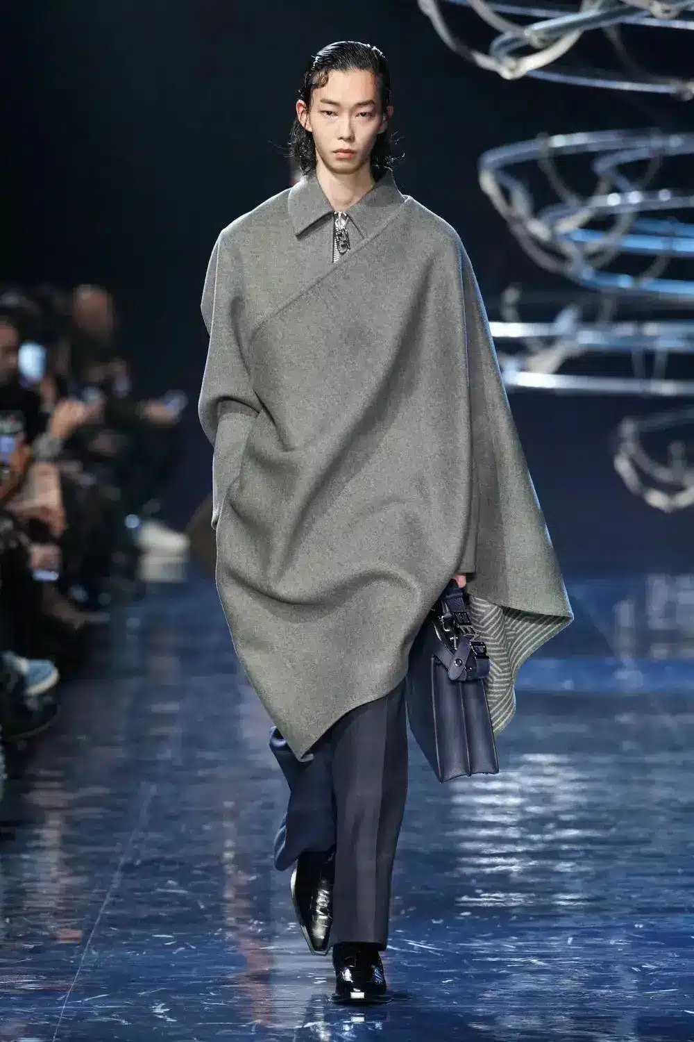 Fendi sfilata collezione FW23