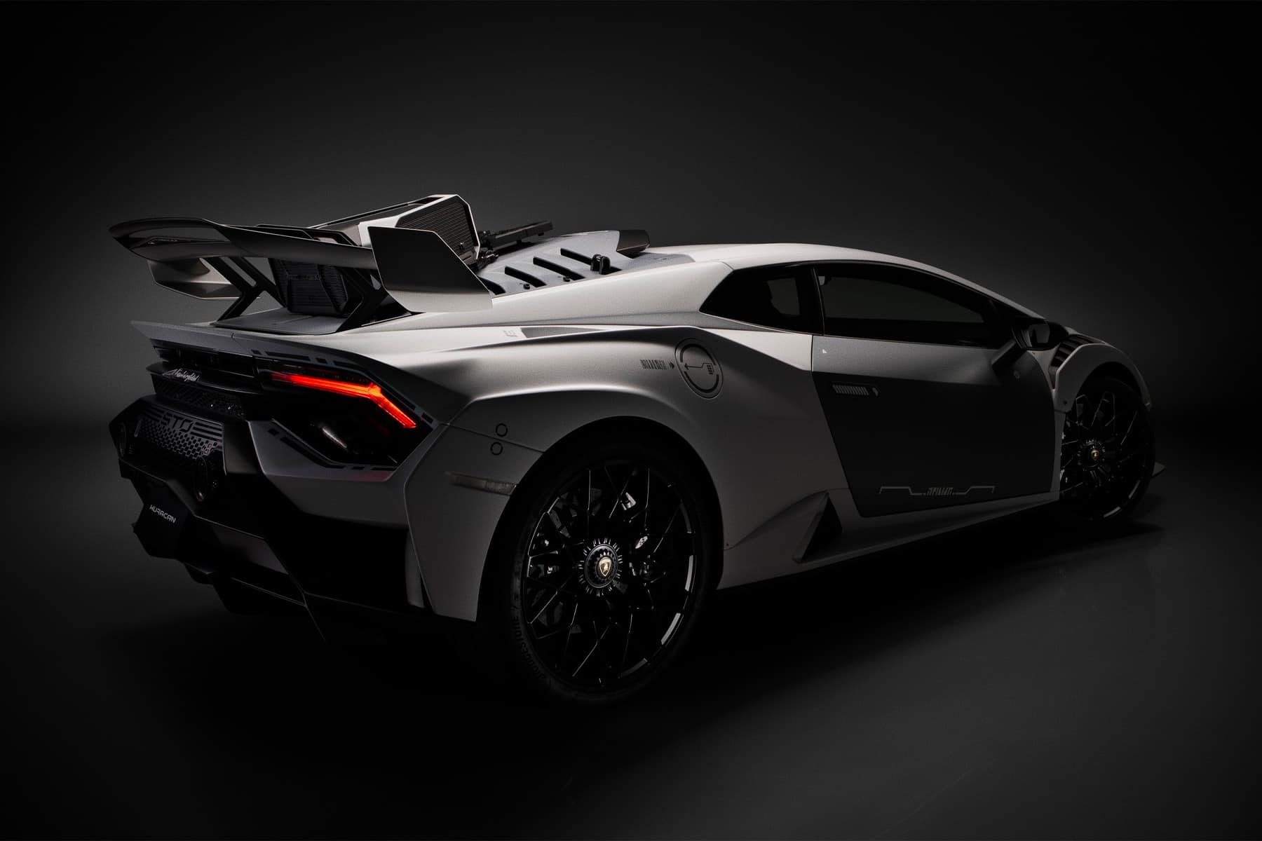 Lamborghini IKEUCHI Huracan STO Chasing The Future