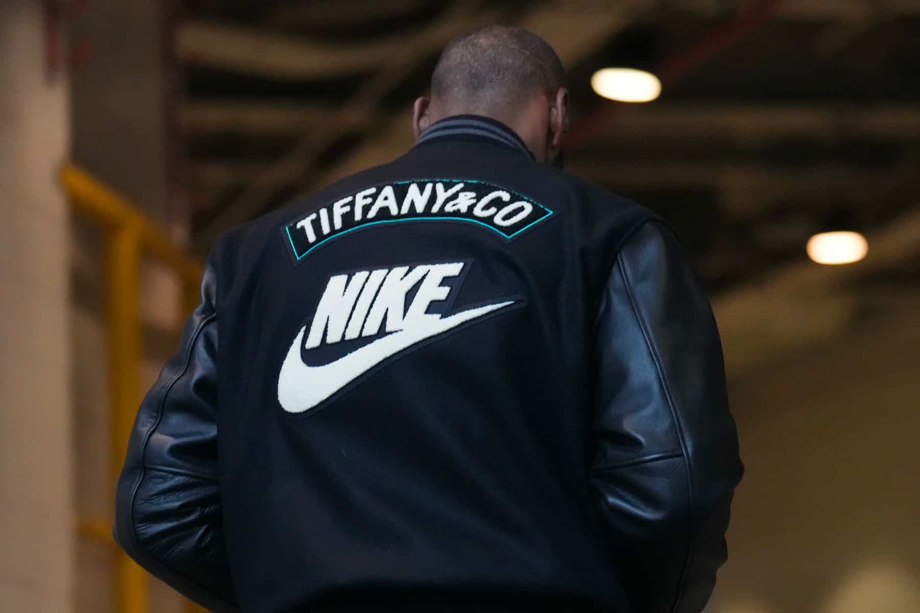 thumbnail image 2 of Tiffany And Co Nike Jacket Shop 2 of 9