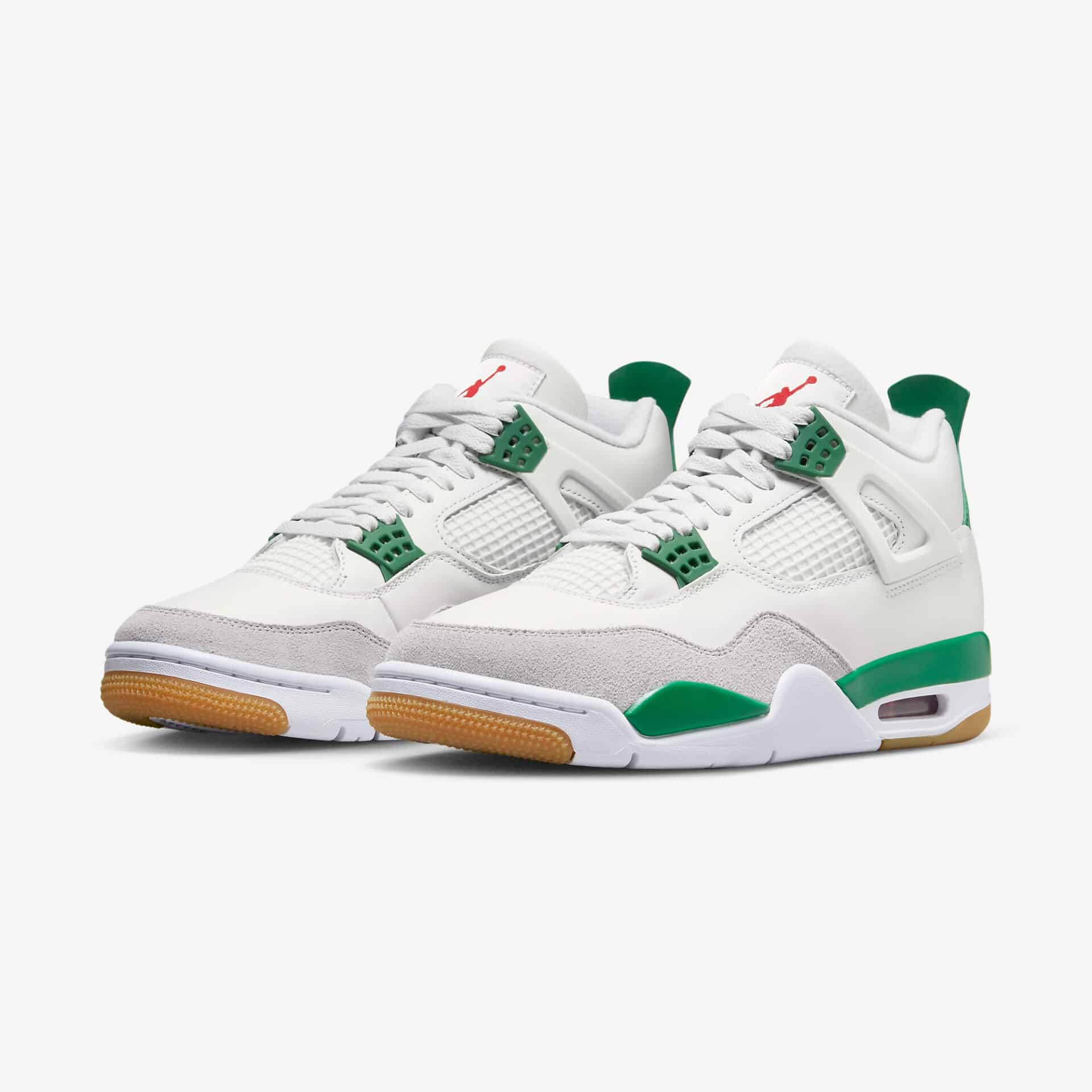 Nike SB x Air Jordan 4 "Pine Green" Nike SB Air Jordan 4 Pine Green DR5415-103