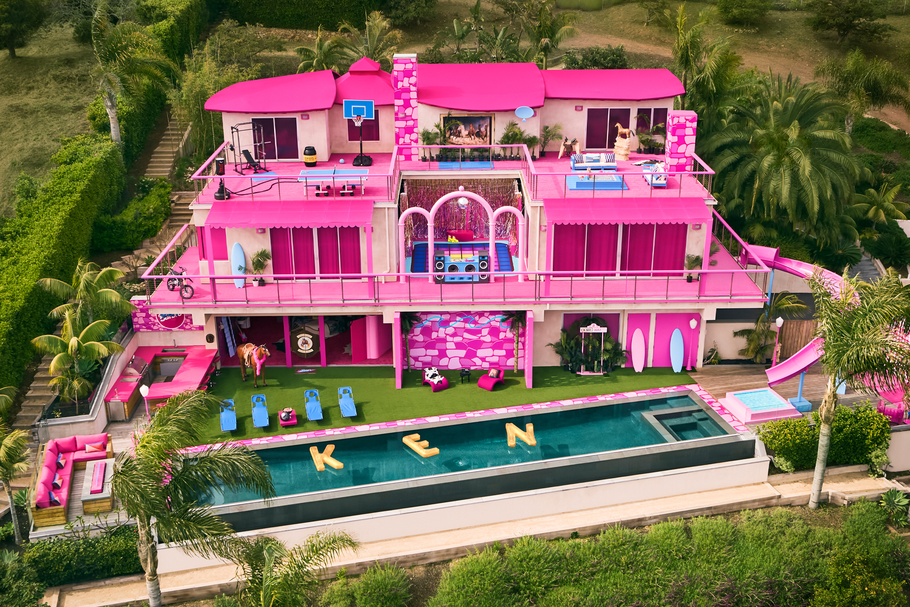 Barbie House affitto casa malibu airbnb