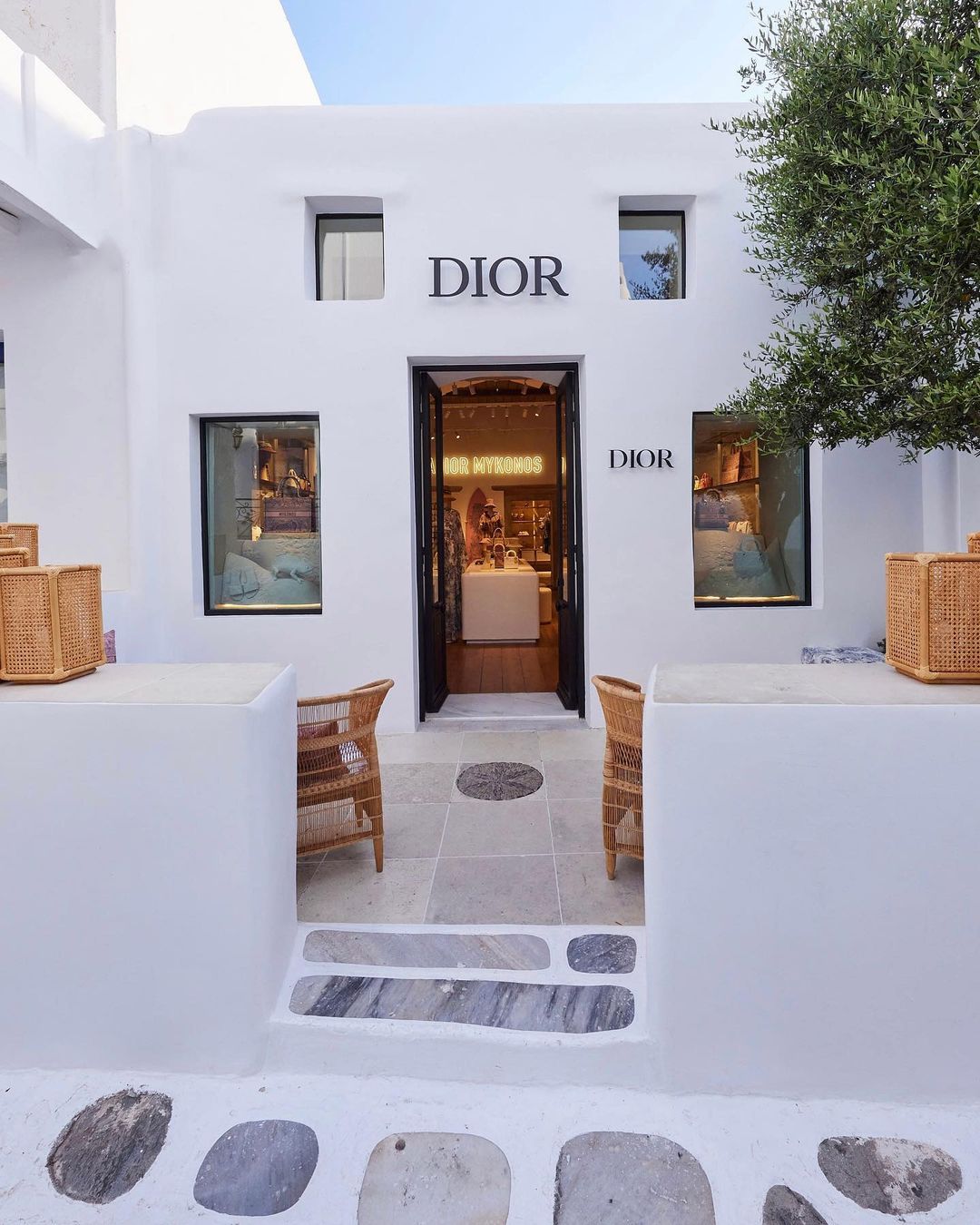 Dior pop-up Store Mykonos