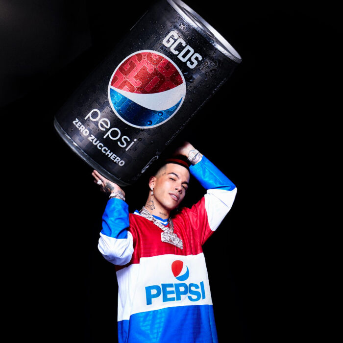 GCDS Pepsi Zero Collaborazione Sfera Ebbasta