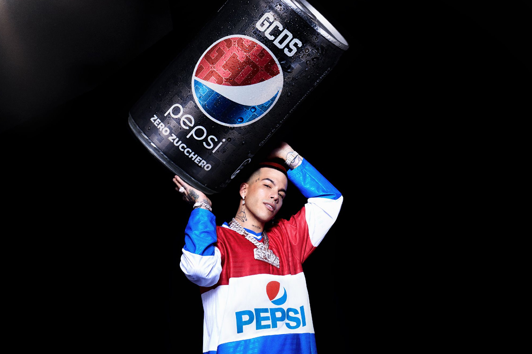 GCDS Pepsi Zero Collaborazione Sfera Ebbasta