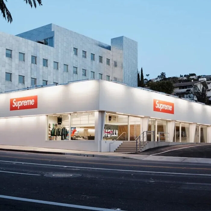 Supreme Store Los Angeles Fine hype