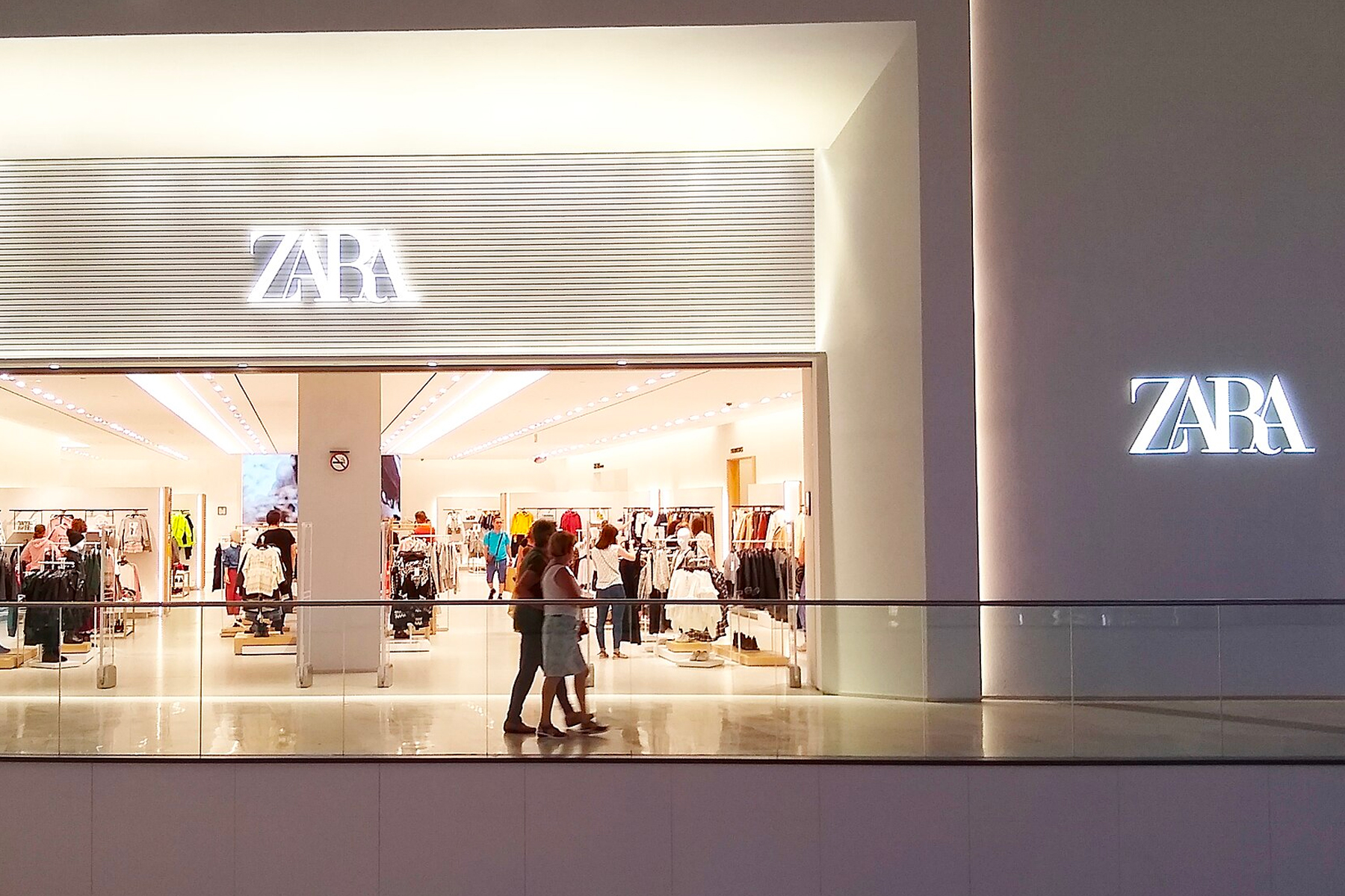 Zara Fast Fashion Fine Termine europa