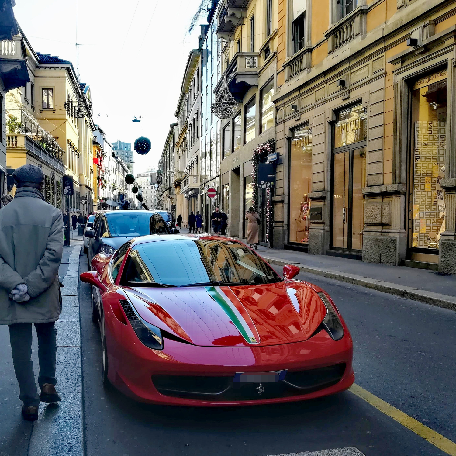 Quadrilatero della Moda Milano Chiuso traffico auto 2024