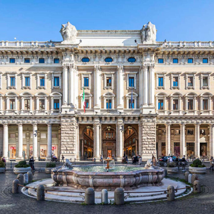 Uniqlo Roma Store apertura 2023