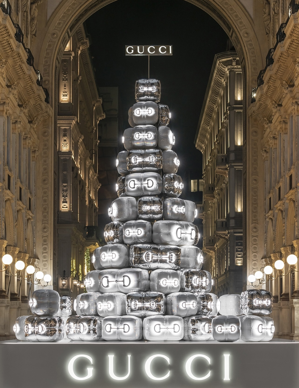 Gucci Albero di Natale Milano Galleria Vittorio Emanuele