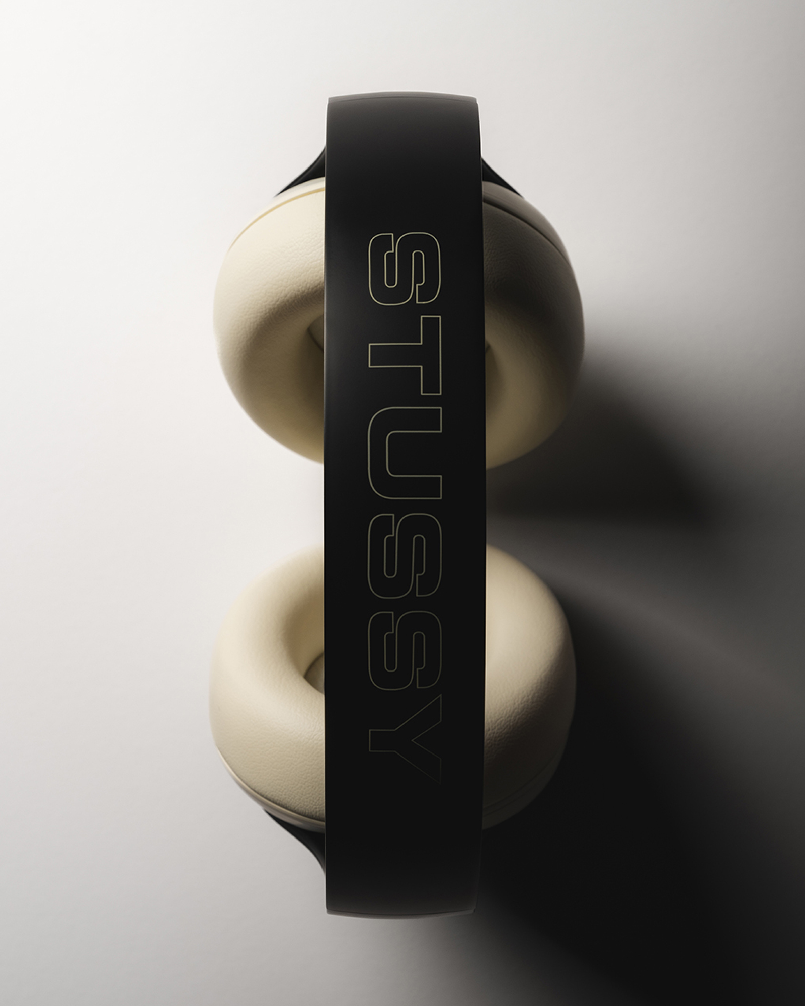 Stüssy Beats Studio Pro Collaborazione 2023