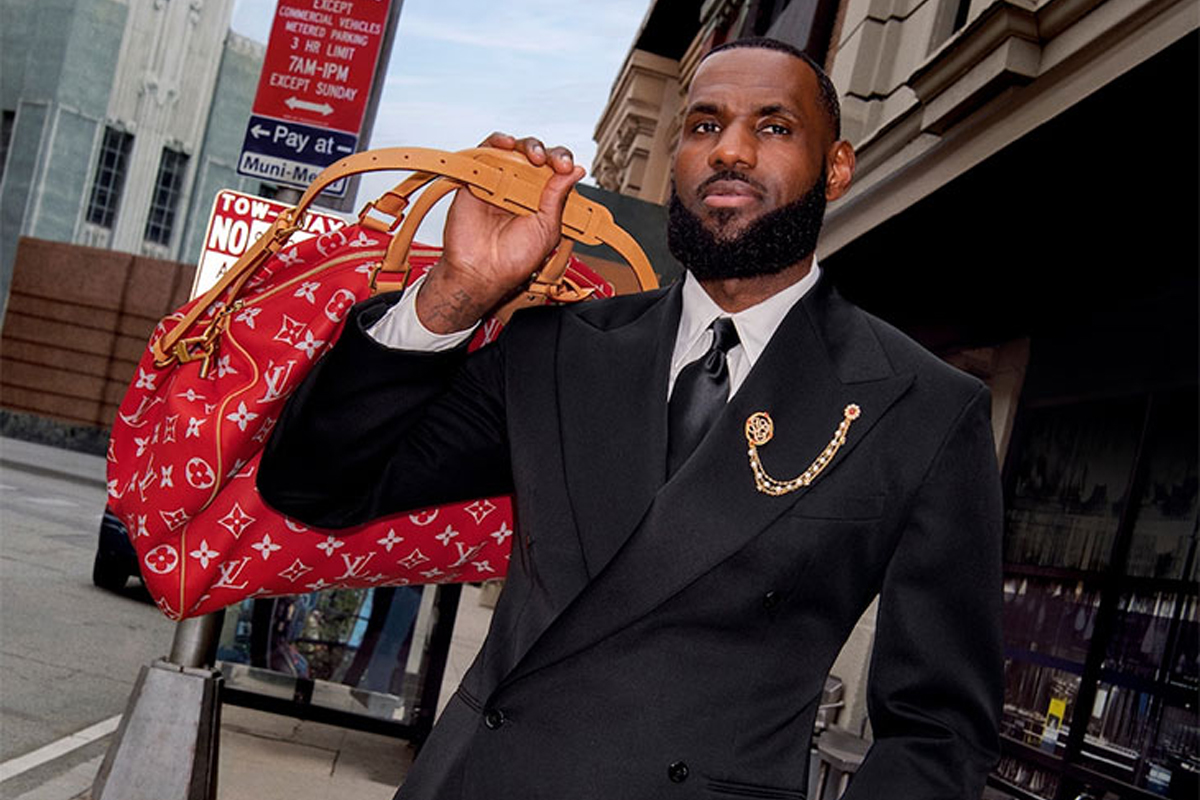 LeBron James Louis Vuitton Pharrell Williams prodotti