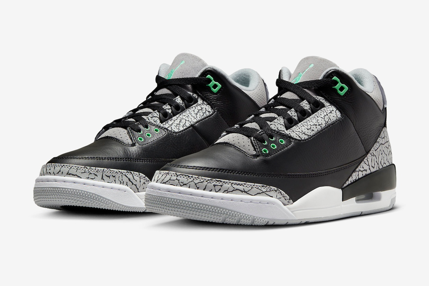 Air Jordan 3 Green Glow CT8532-031