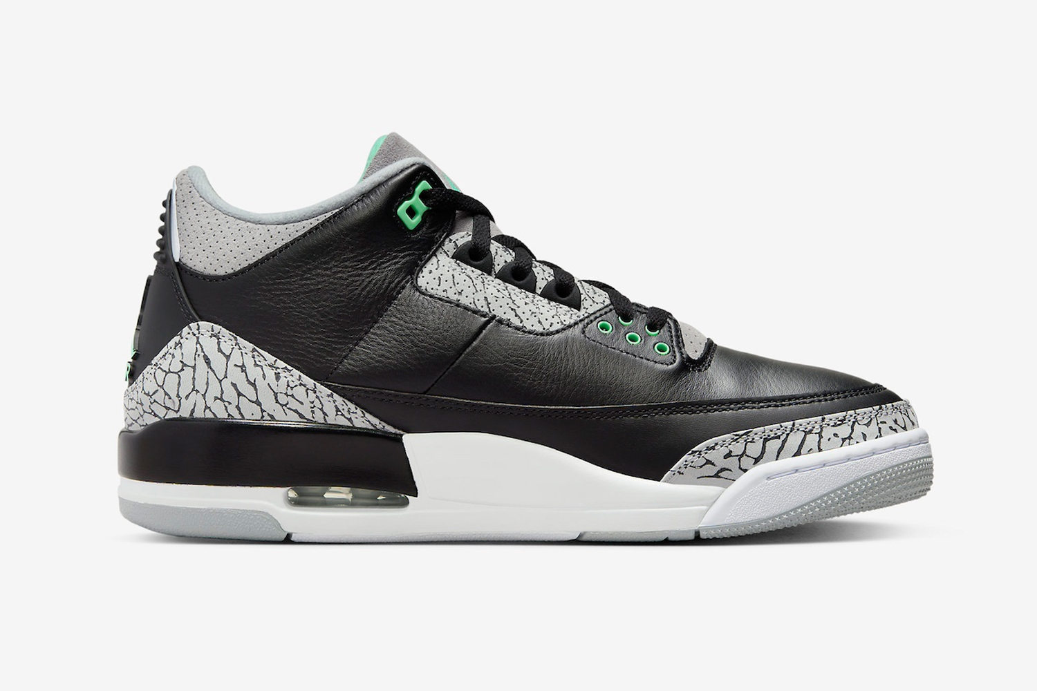 Air Jordan 3 Green Glow CT8532-031