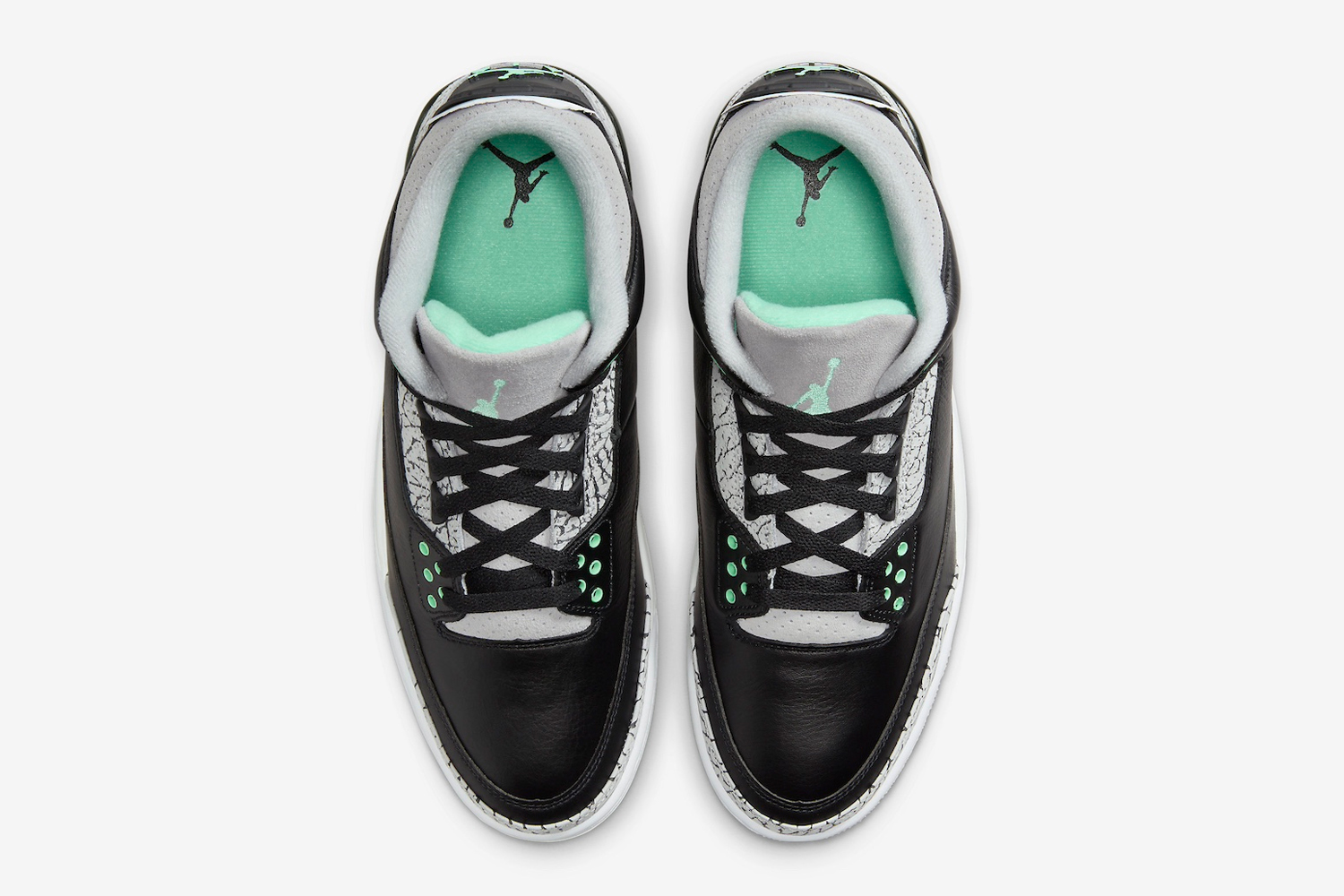 Air Jordan 3 Green Glow CT8532-031 alto