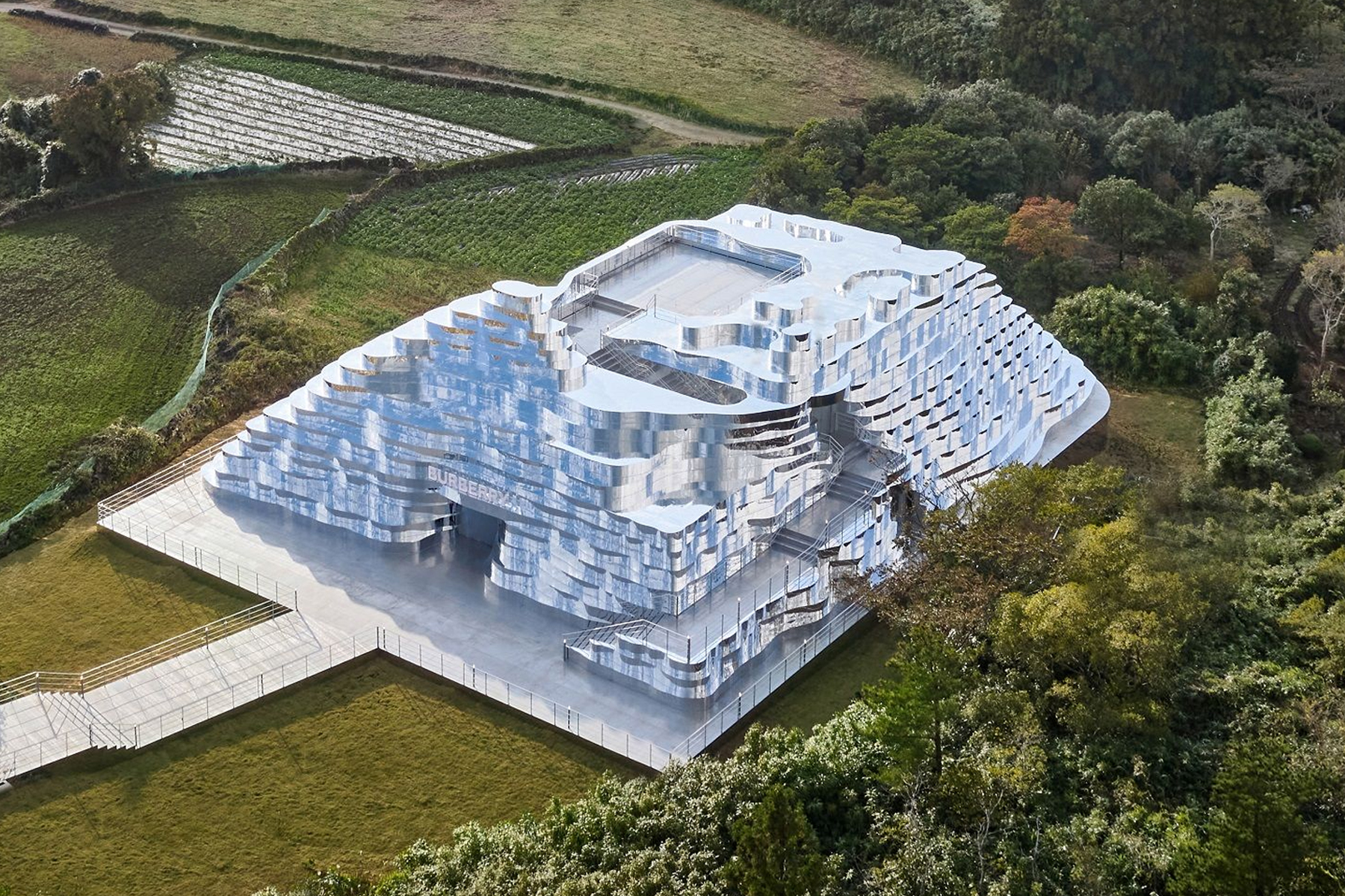 Burberry pop-up Isola di Jelu Corea del Sud 2021