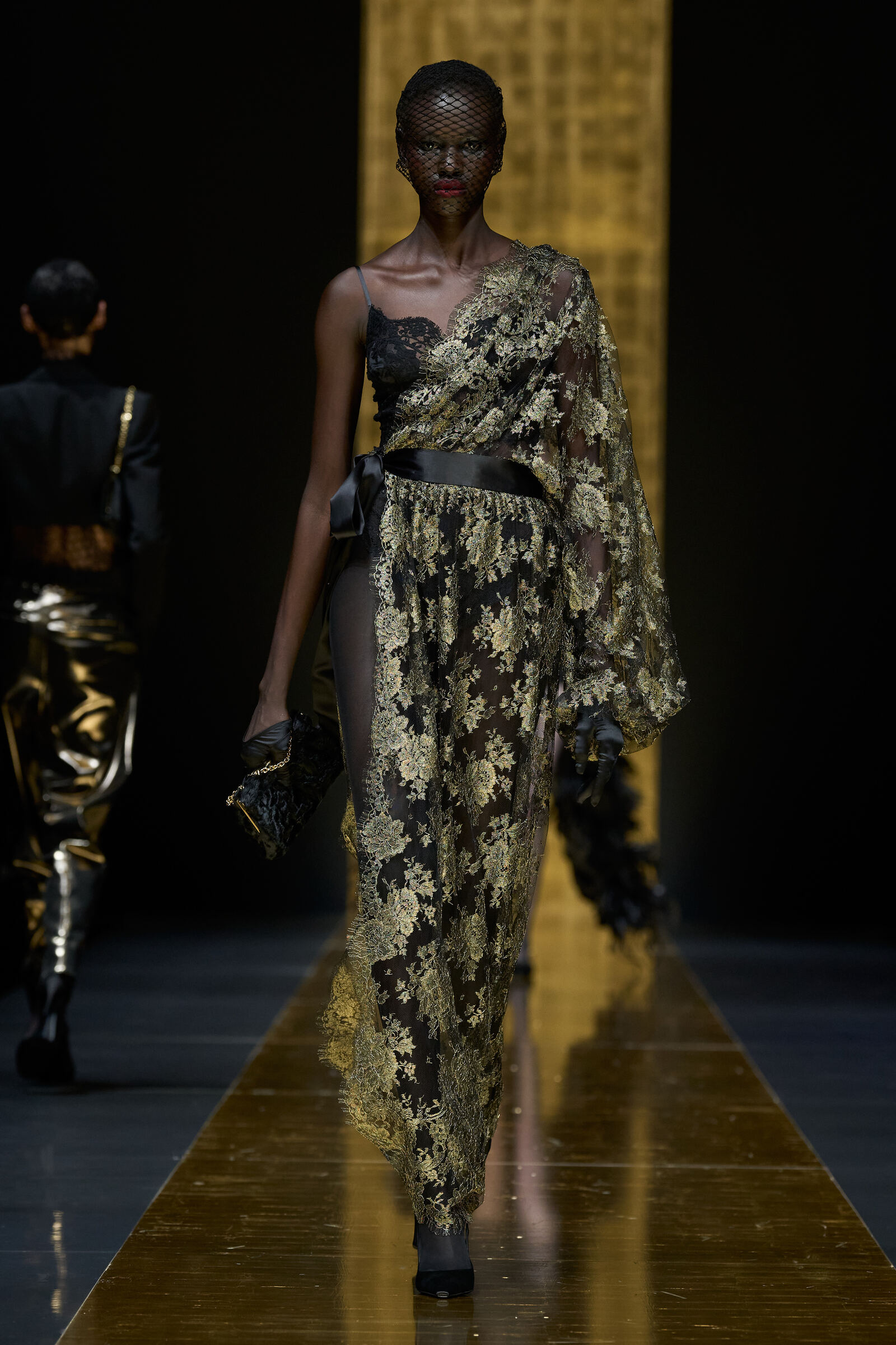 Dolce&Gabbana sfilata donna AI 2024/25 FW24