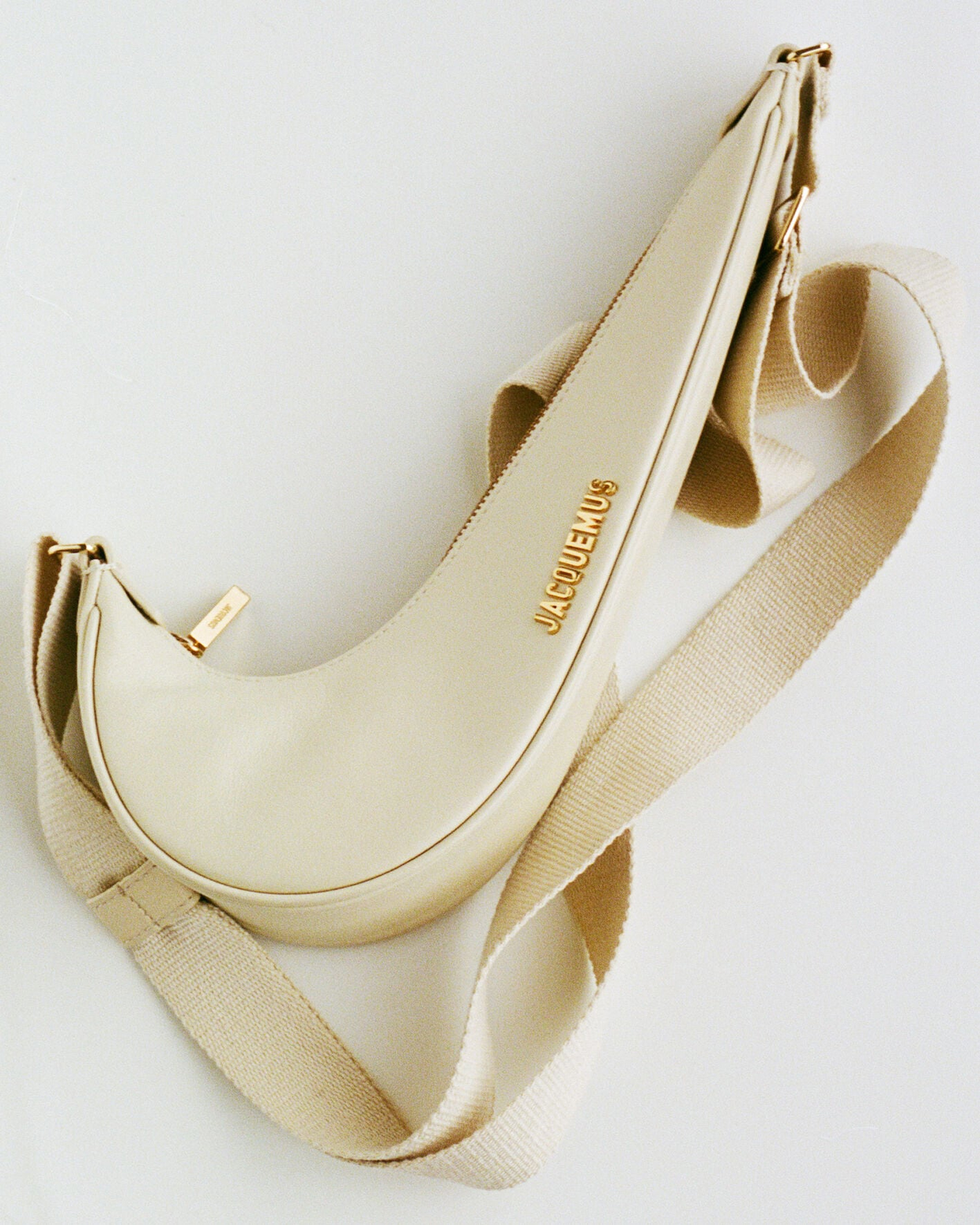 Jacquemus Nike bag Le Sac Swoosh ivory