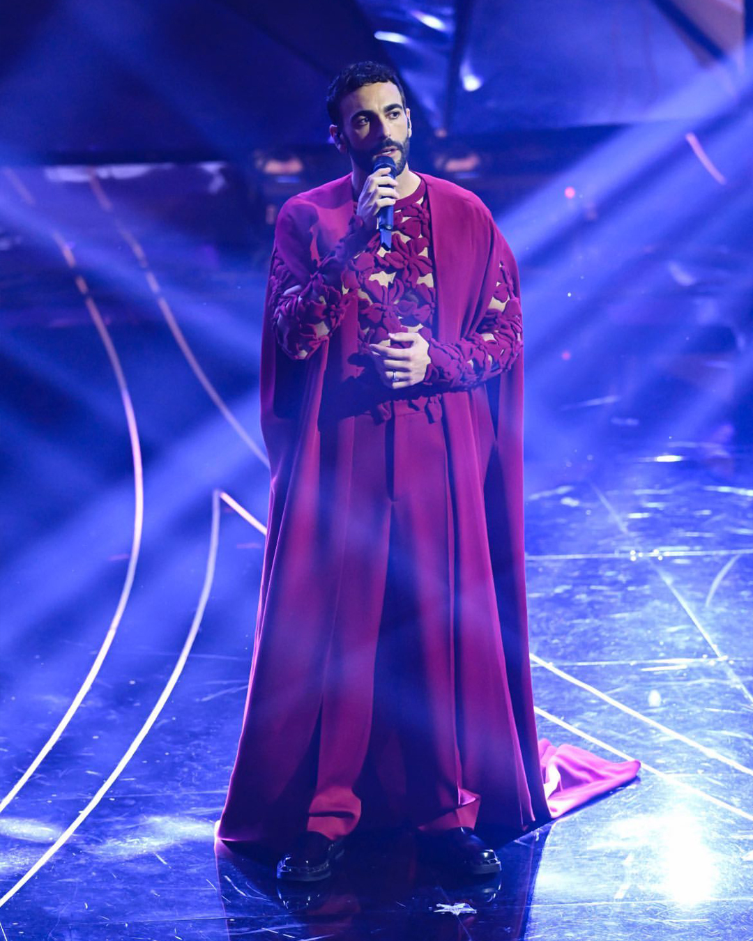 Marco Mengoni Valentino Haute couture Sanremo 2024 prima serata