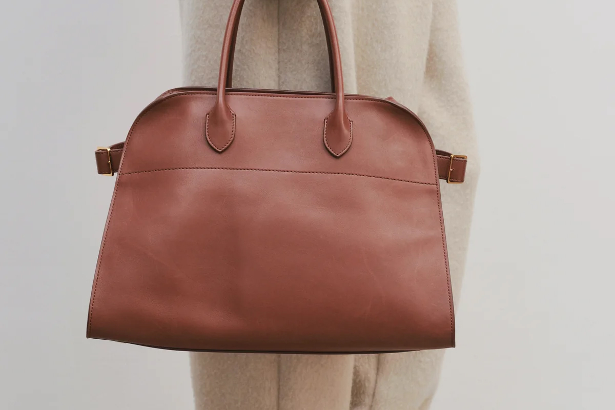 The Row Margaux borsa trend