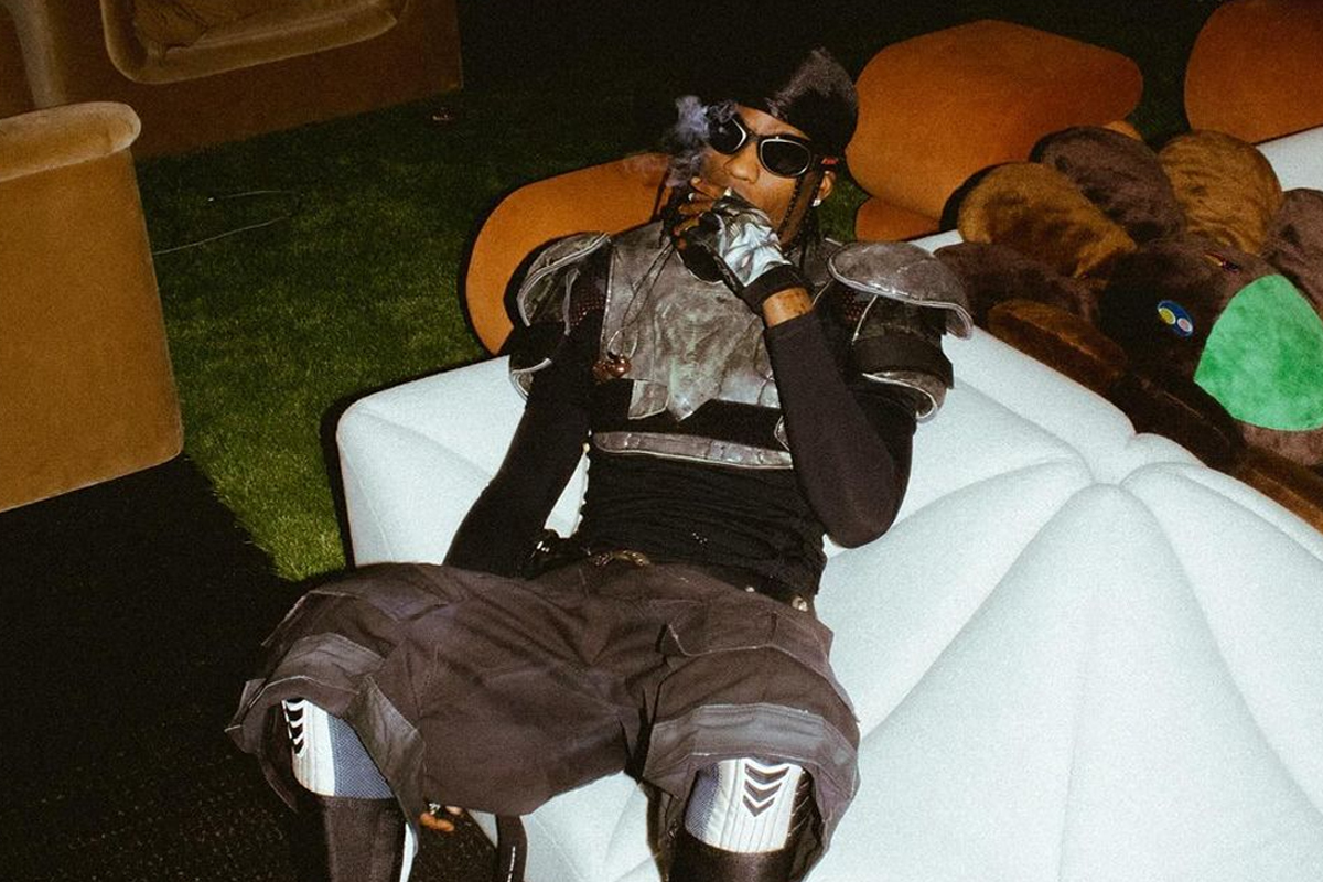 Travis Scott Air Jordan 1 Low Pale Vanilla DM7866-201