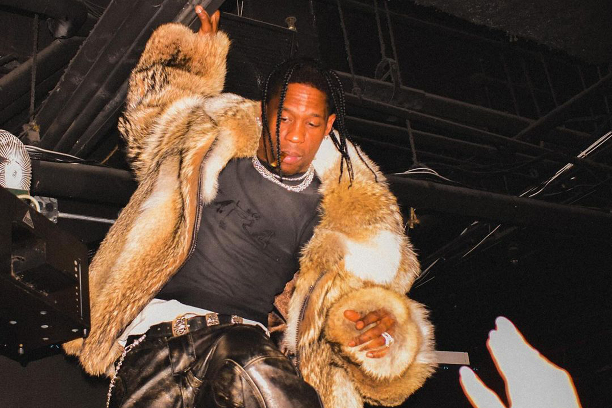 Travis Scott pelliccia moda trend ritorno