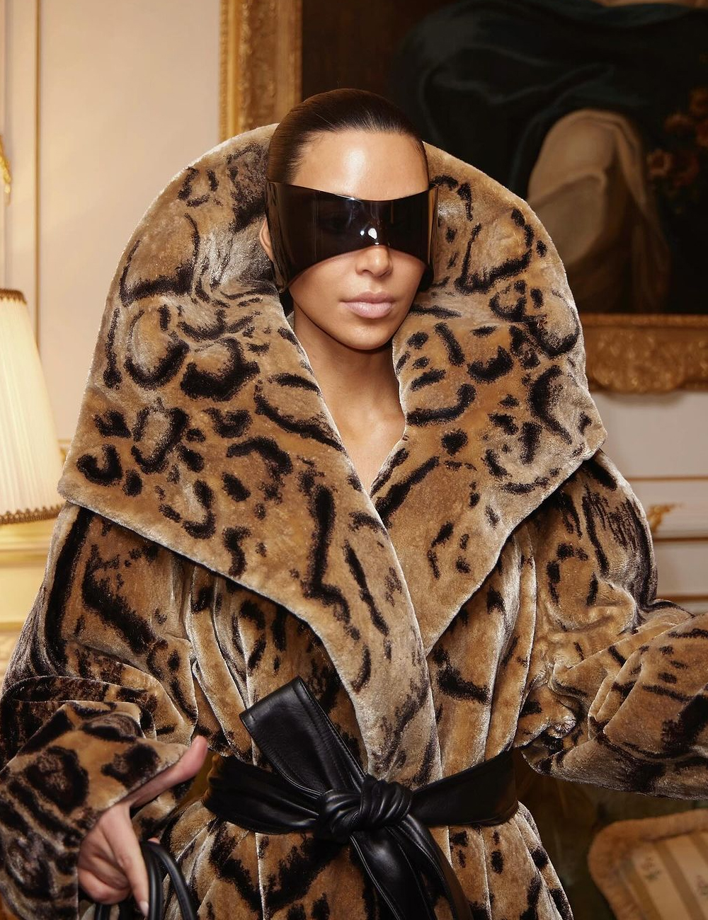 Kim Kardashian ascesa stile Mob Wife