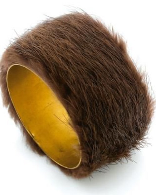 Schiaparelli cravatta treccia capelli FW24 sfilata