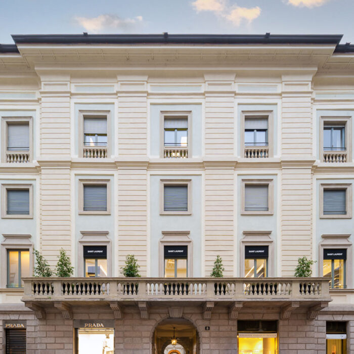 Kering acquista palazzo Via Montenapoleone 8 Milano