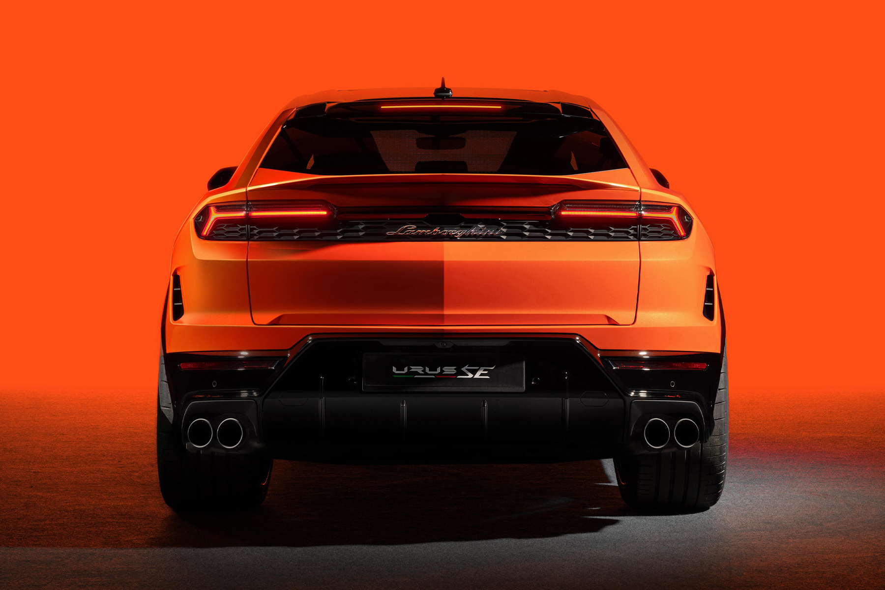 Lamborghini Urus SE plug-in hybrid