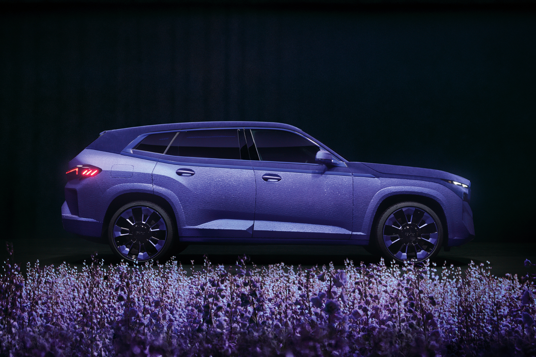 The BMW XM Mystique Allure Naomi Campbell