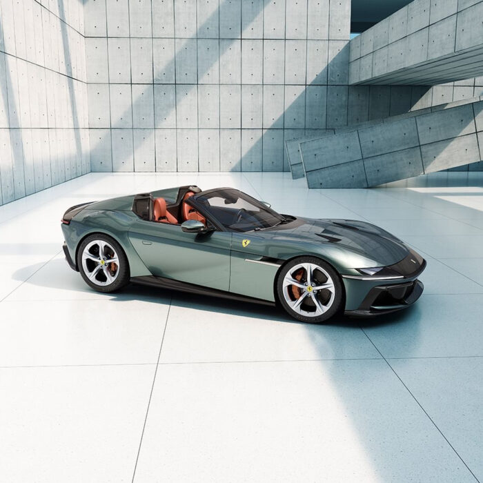 Ferrari 12Cilindri Spider 2024