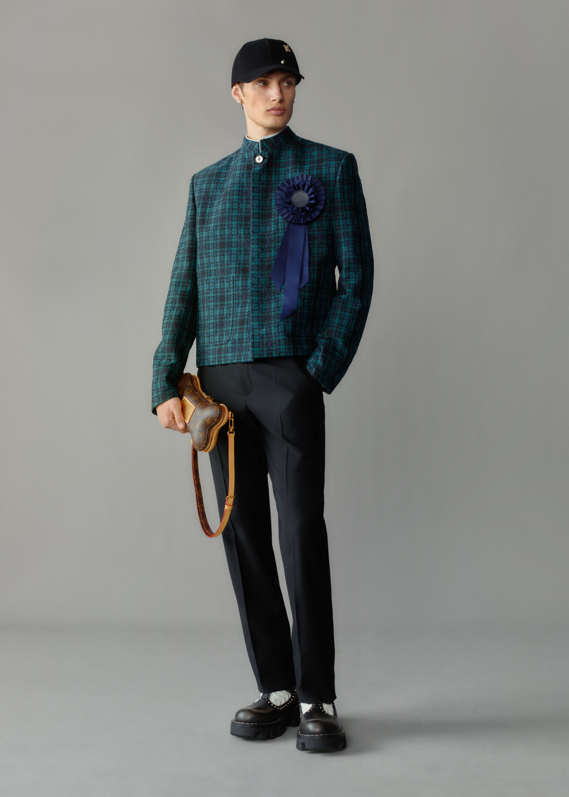 Louis Vuitton DOG LVERS Pre Collection Spring Summer 2025 uomo