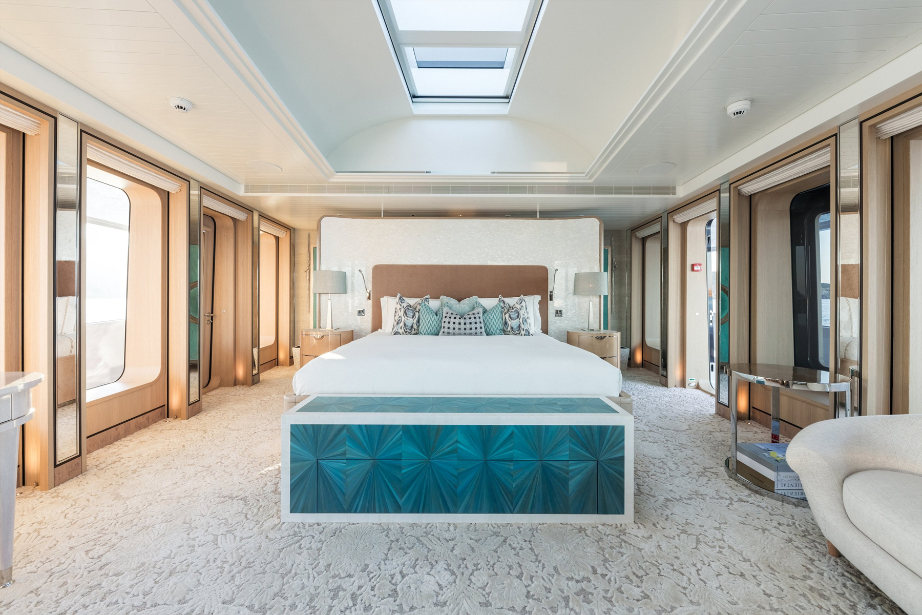 JOY Yacht Michael Jordan vacanze Italia