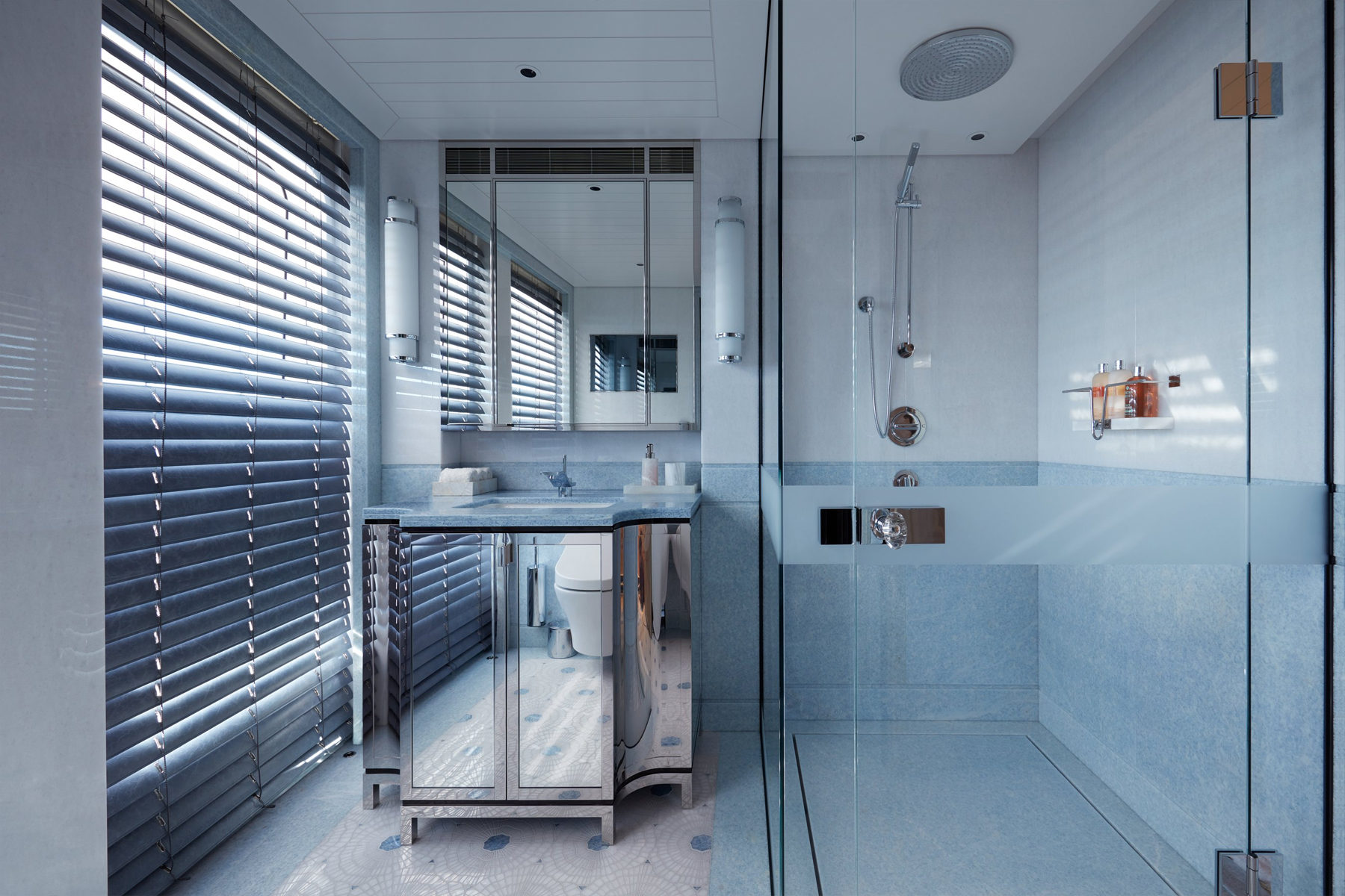 JOY Yacht Michael Jordan vacanze Italia