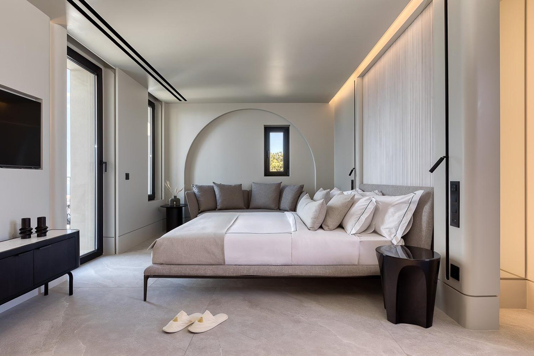 Mandarin Oriental Santorini Villa Aegean