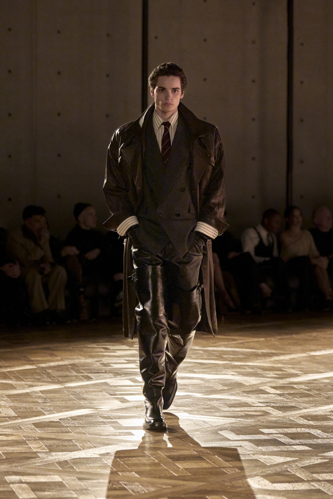 Saint Laurent Winter 25 uomo sfilata