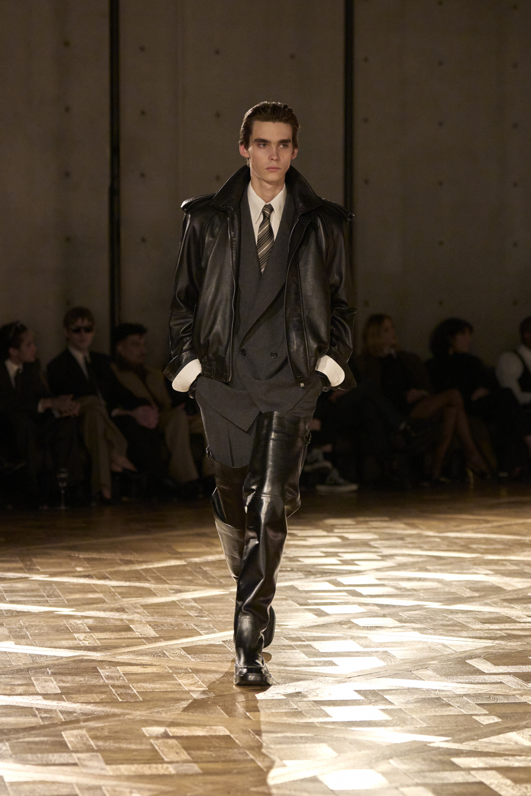 Saint Laurent Winter 25 uomo sfilata
