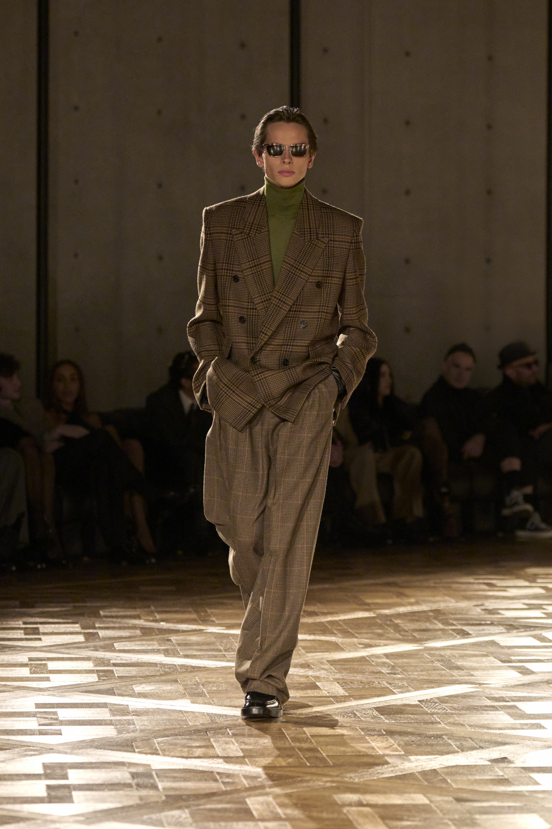 Saint Laurent Winter 25 uomo sfilata