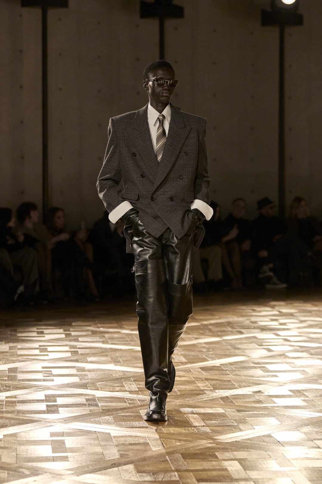 Saint Laurent Winter 25 uomo sfilata