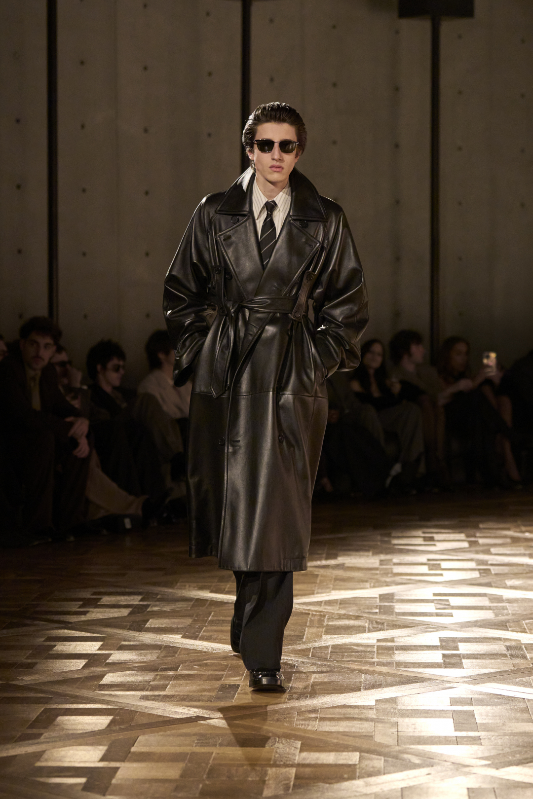Saint Laurent Winter 25 uomo sfilata