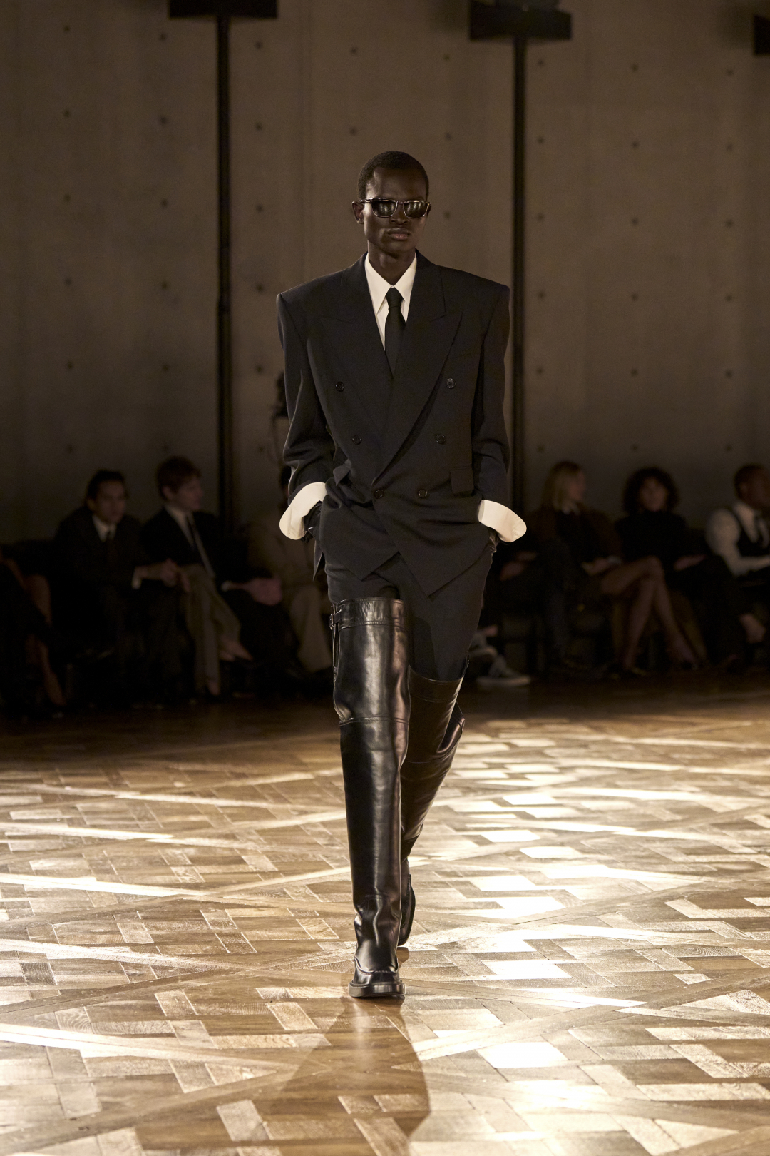 Saint Laurent Winter 25 uomo sfilata