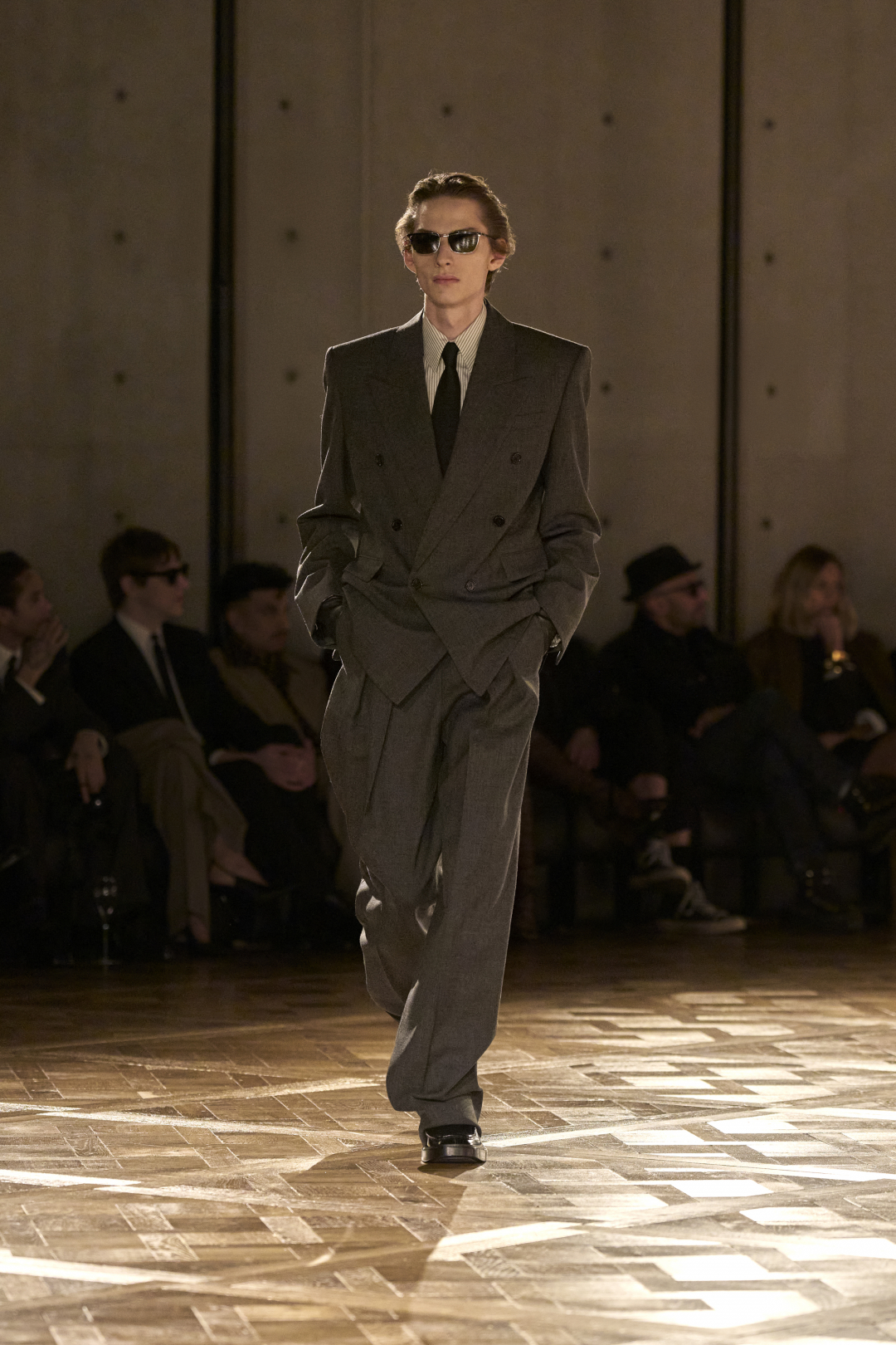 Saint Laurent Winter 25 uomo sfilata