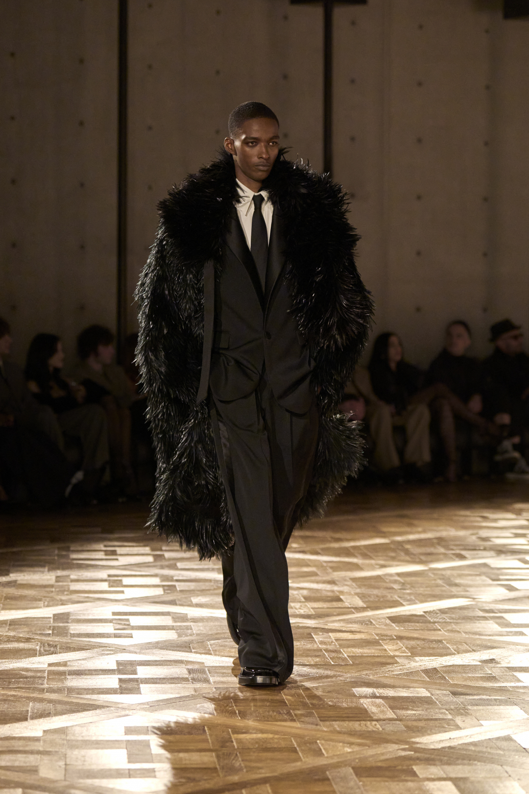 Saint Laurent Winter 25 uomo sfilata