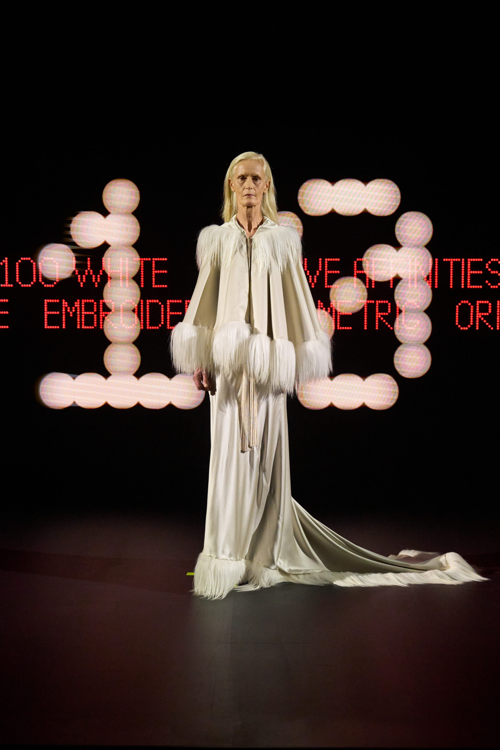 Valentino Vertigineux Haute Couture SS25