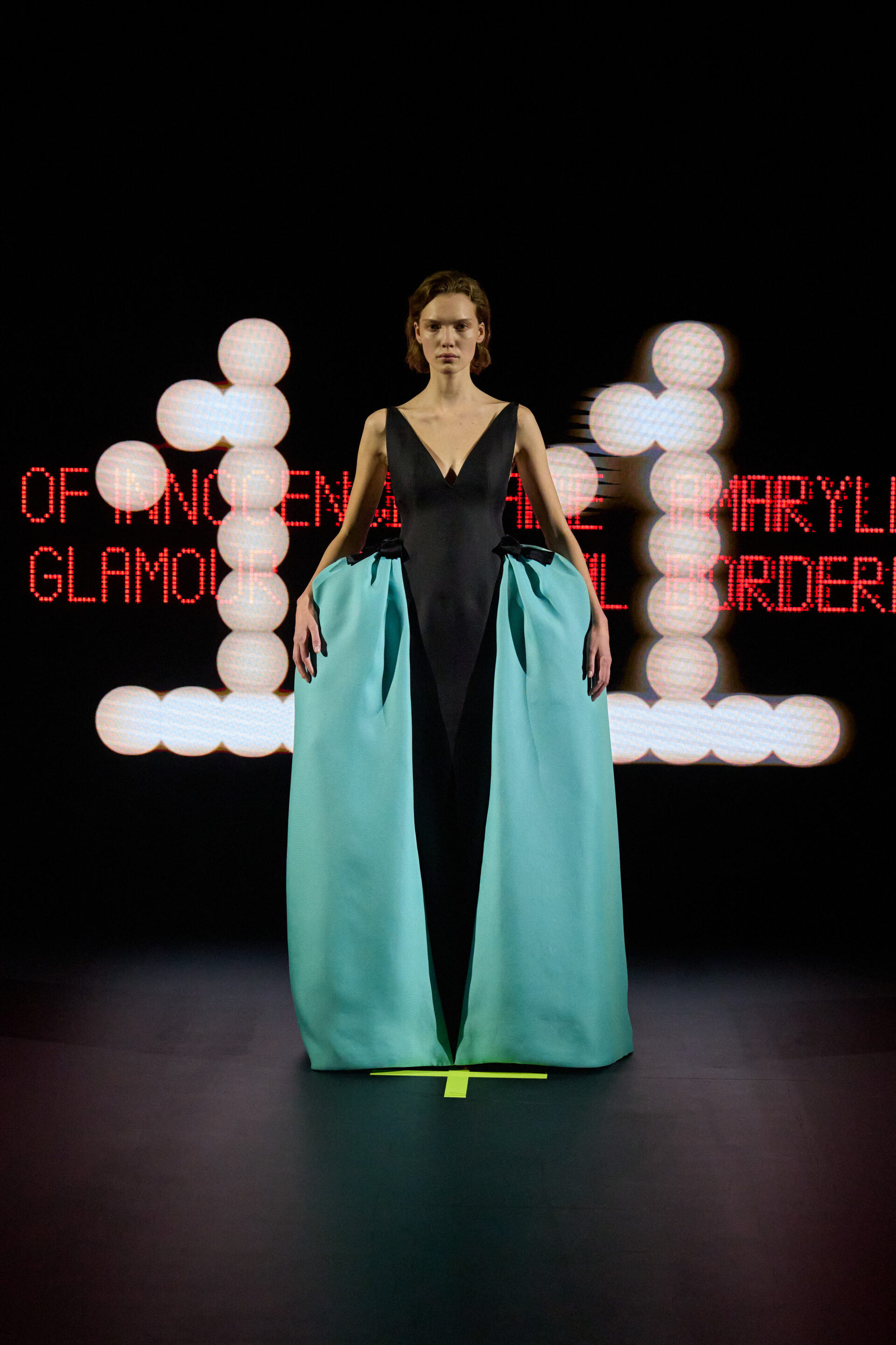 Valentino Vertigineux Haute Couture SS25