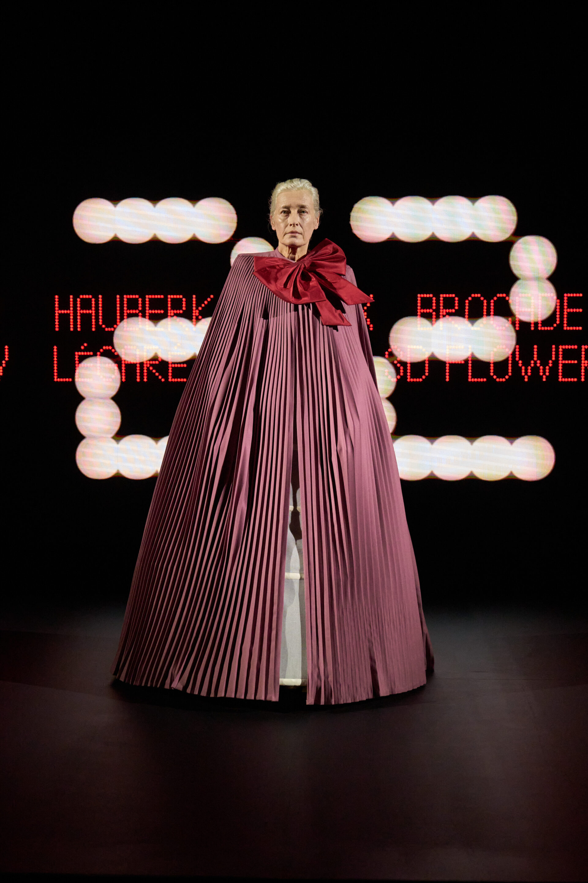 Valentino Vertigineux Haute Couture SS25