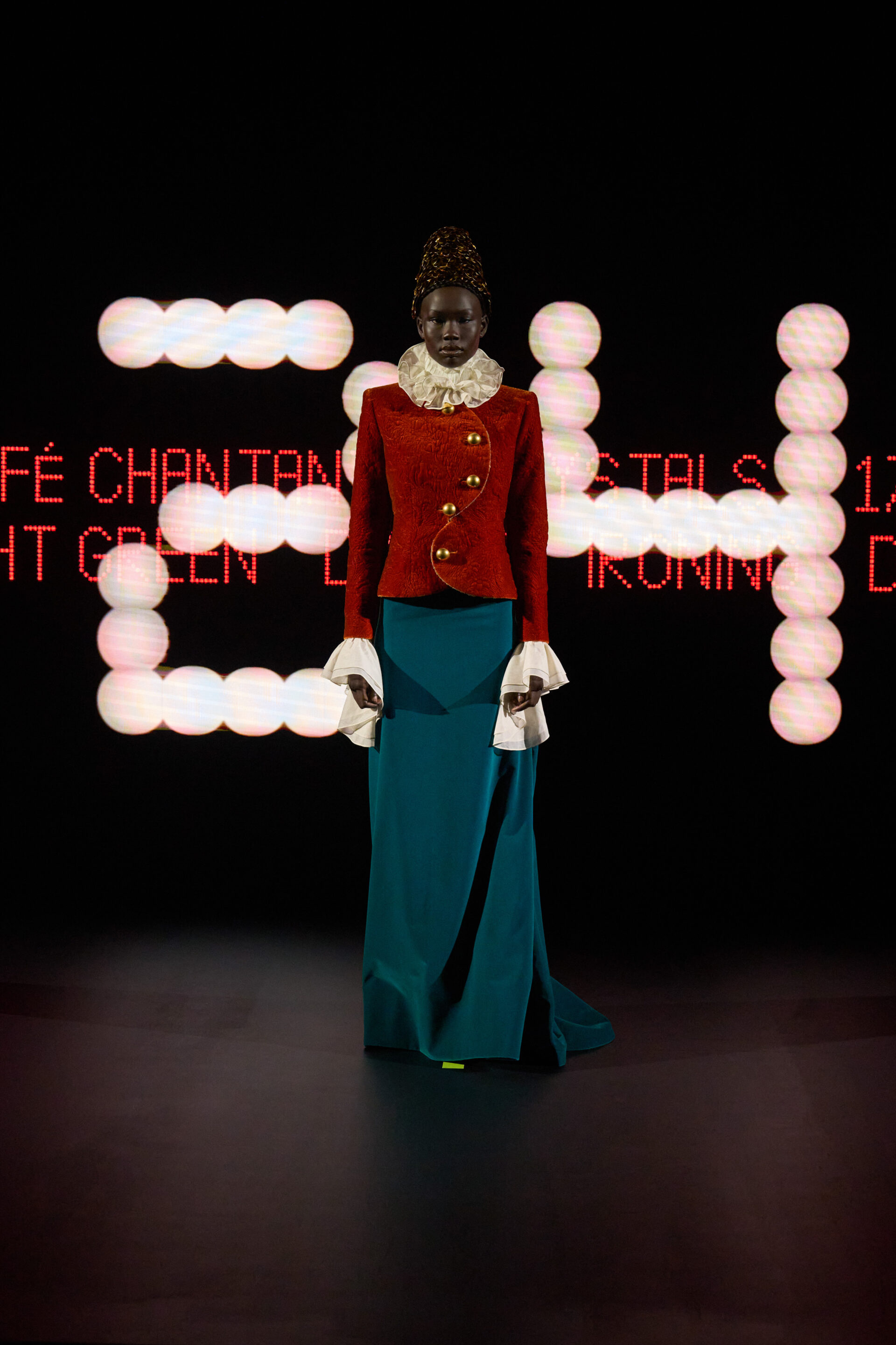 Valentino Vertigineux Haute Couture SS25