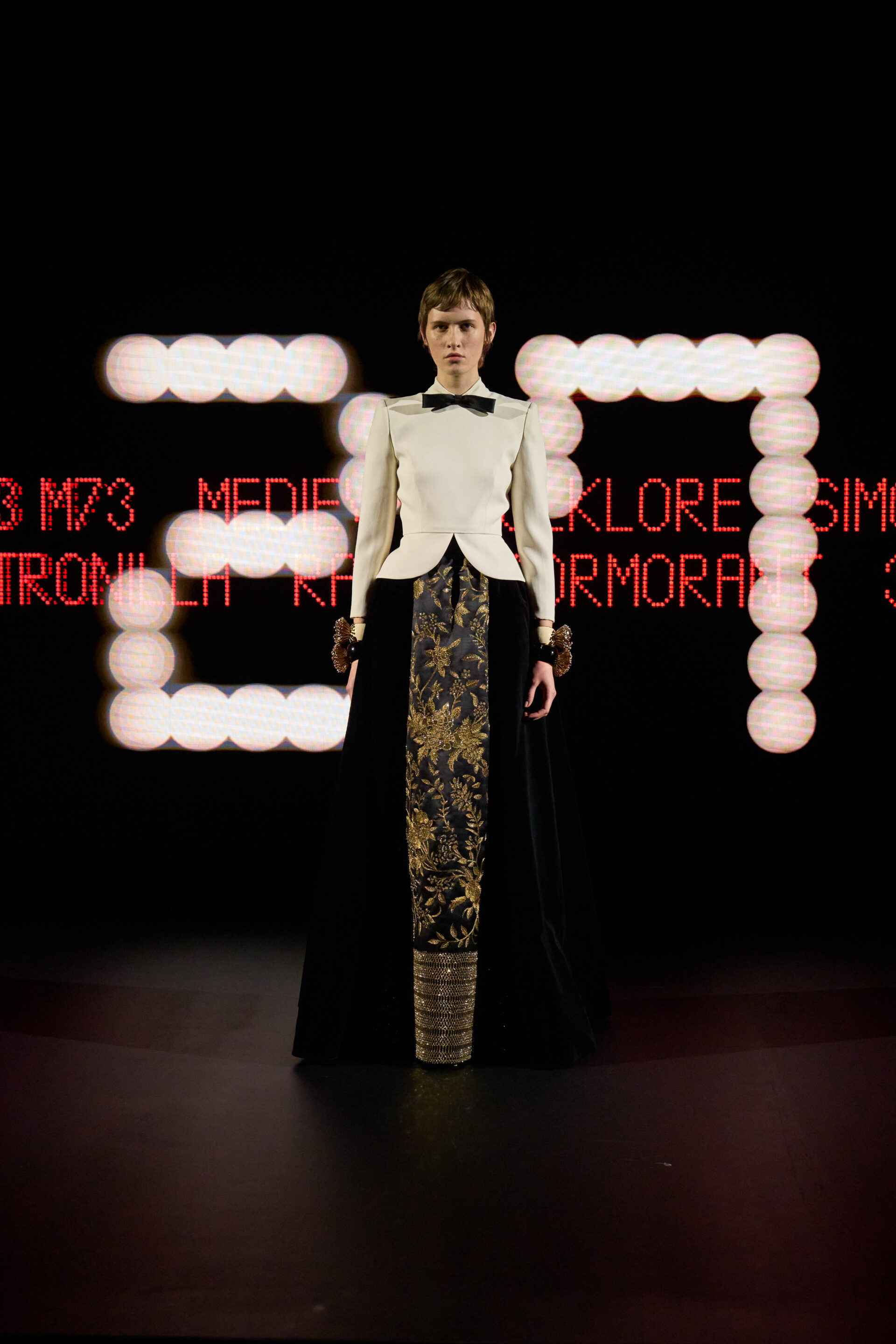 Valentino Vertigineux Haute Couture SS25